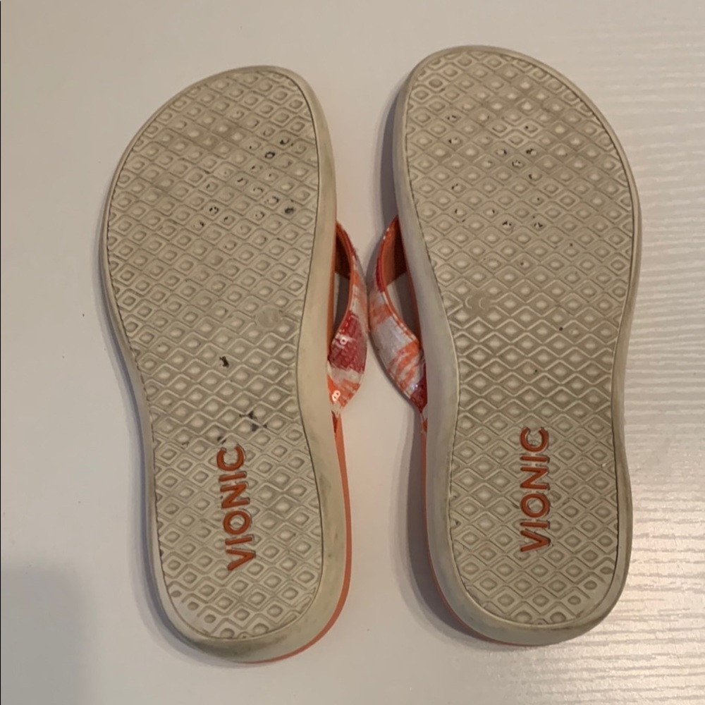 Vionic Orange Sandals - Picture 2 of 3